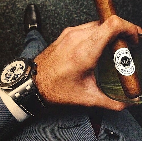 True Gentleman, Cuban Cigar, Cigar, Tobacco, Whiskey